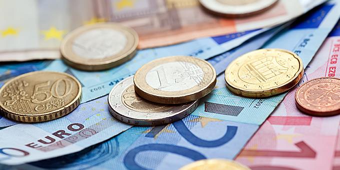 Επίδομα των 800 ευρώ: Ξεκίνησαν οι αιτήσεις από τους εργοδότες