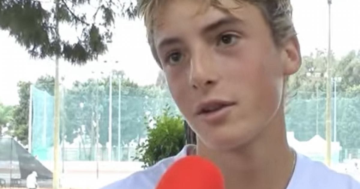 Στέφανος Τσιτσιπάς: Δείτε τον όταν 14 ετών αποθέωνε τον Φέντερερ