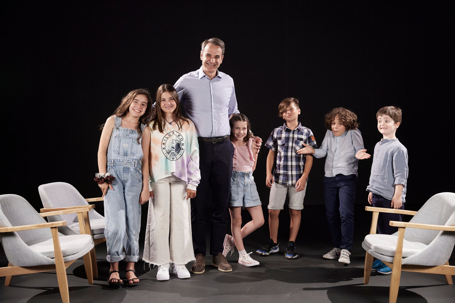 Συνέντευξη του Πρωθυπουργού: Ο Κ. Μητσοτάκης στα παιδιά της Atraktos