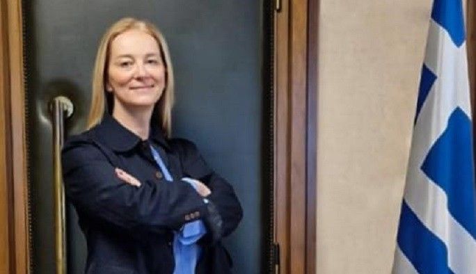 Η γλύπτρια Ευαγγελία Καρύδη «μιλάει» με έργα!