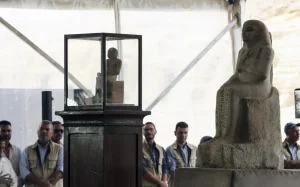 Αίγυπτος: Ανακαλύφθηκαν αρχαίοι τάφοι και εργαστήρια μουμιοποίησης