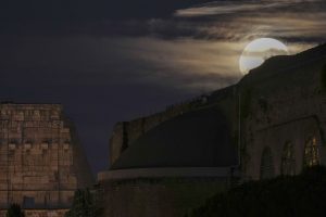 Υπερπανσέληνος Κολοσσαίο