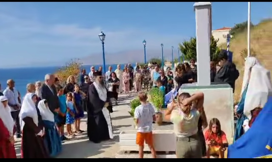 Οι Μικρασιάτες Πρόσφυγες των Οινουσσών τίμησαν τους προγόνους τους